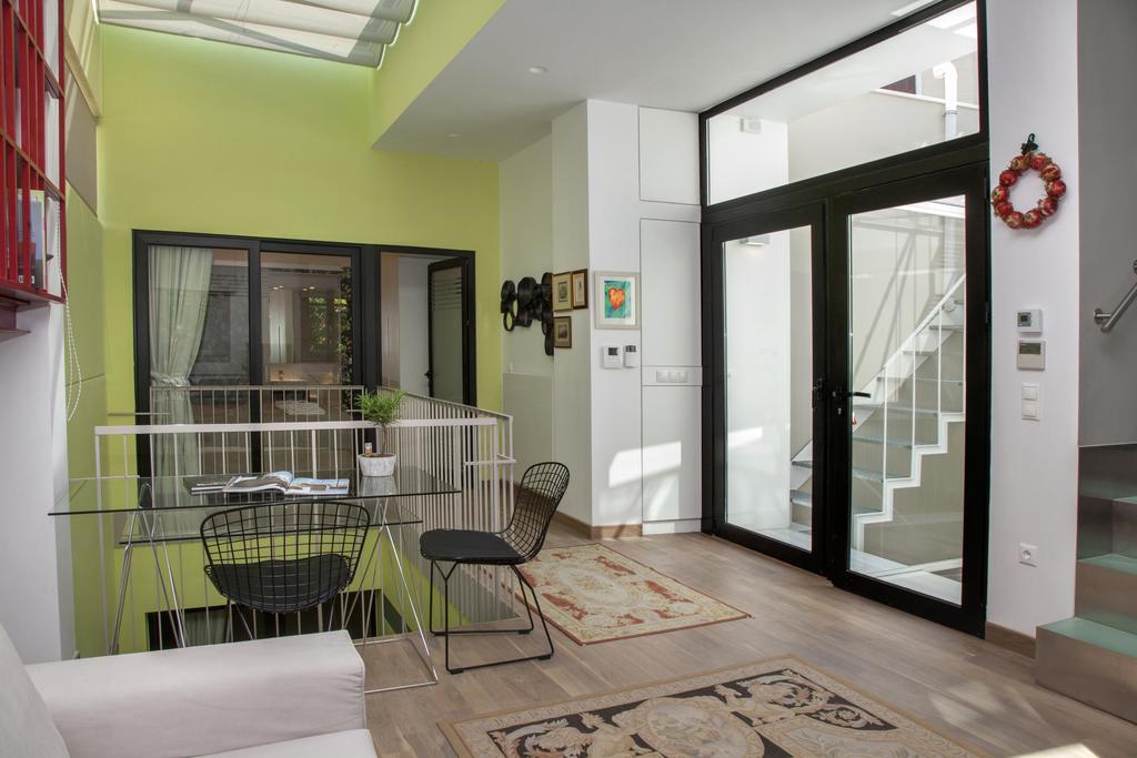 Villa Tripodon Plaka In The Shade Of Acropolis By Ghh Atene Esterno foto